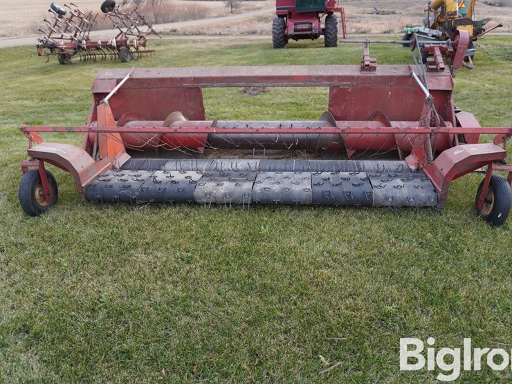 international-810-13-image-2