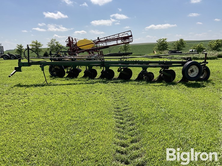 john-deere-7-image-8