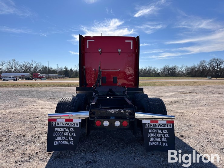 kenworth-t680-image-6