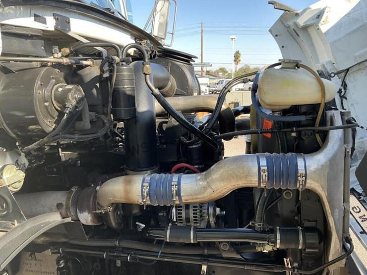 2003-sterling-l9500-image-20