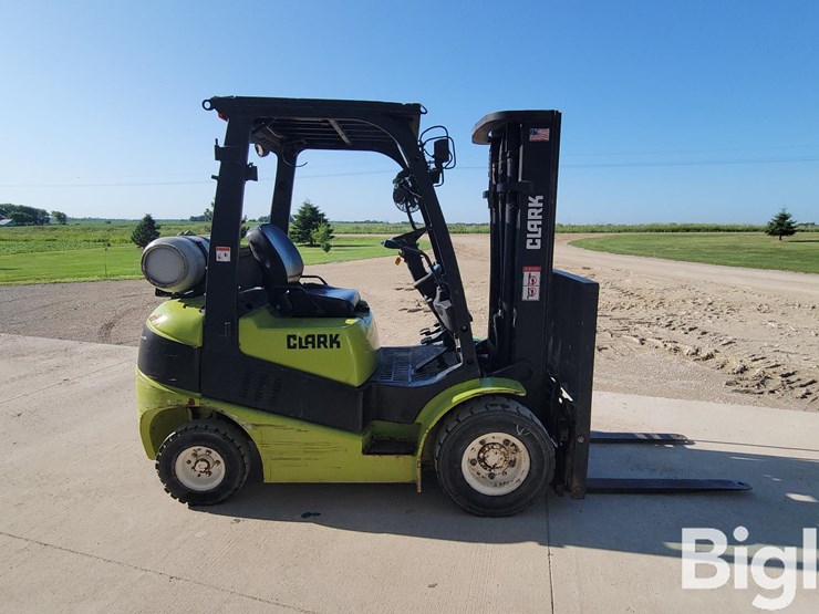 clark-c25l-image-4