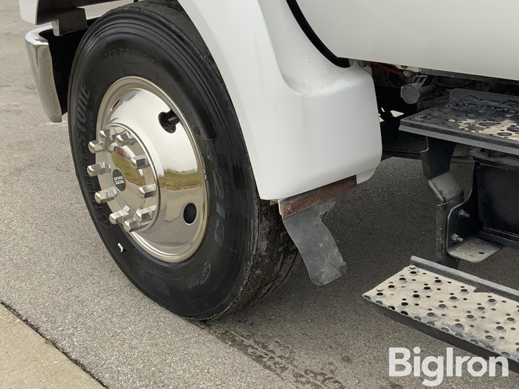 ford-f750-xl-image-18