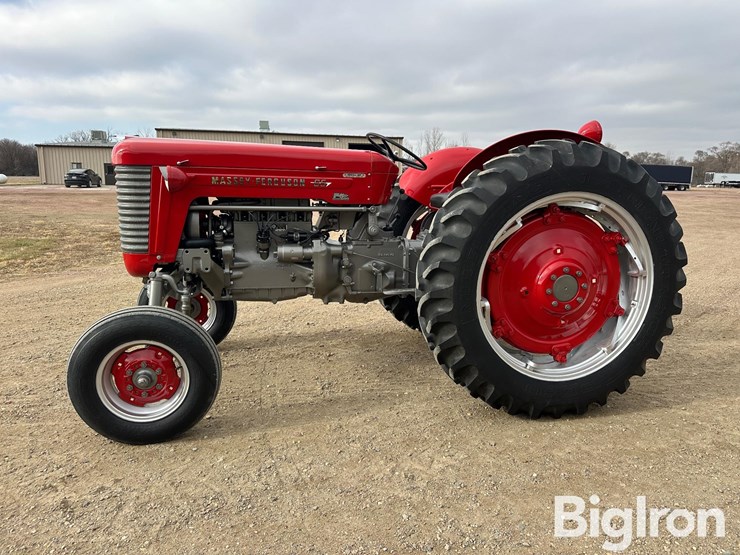 massey-ferguson-65-image-8