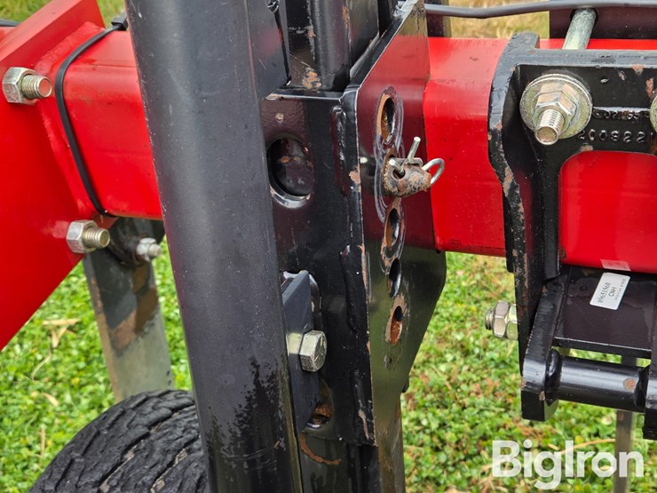 case-ih-2500-image-16