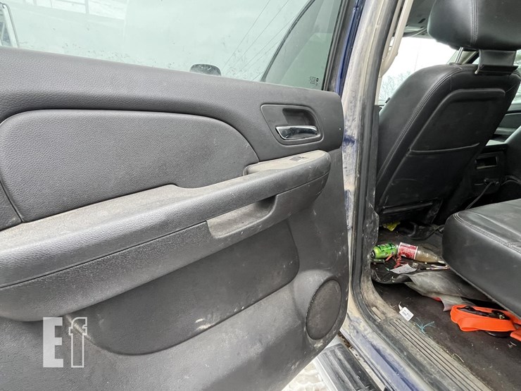 chevrolet-silverado-2500hd-ltz-image-25