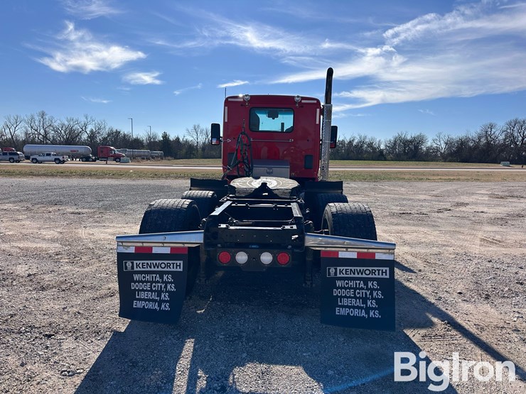 2019-kenworth-t680-image-6