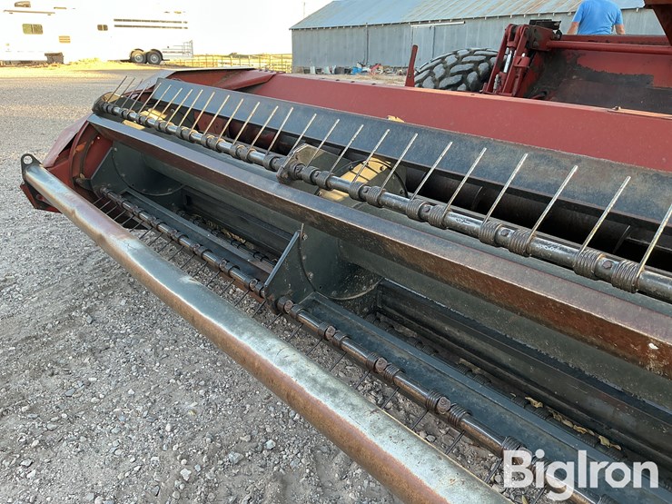 1992-hesston-8400-image-14