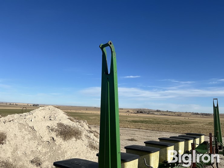 john-deere-7100-image-20