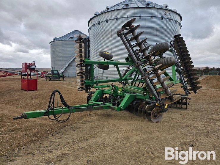 john-deere-635-image-1