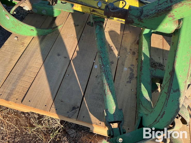 john-deere-350-image-12