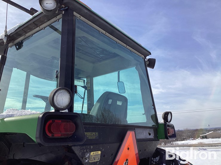 john-deere-4755-image-13