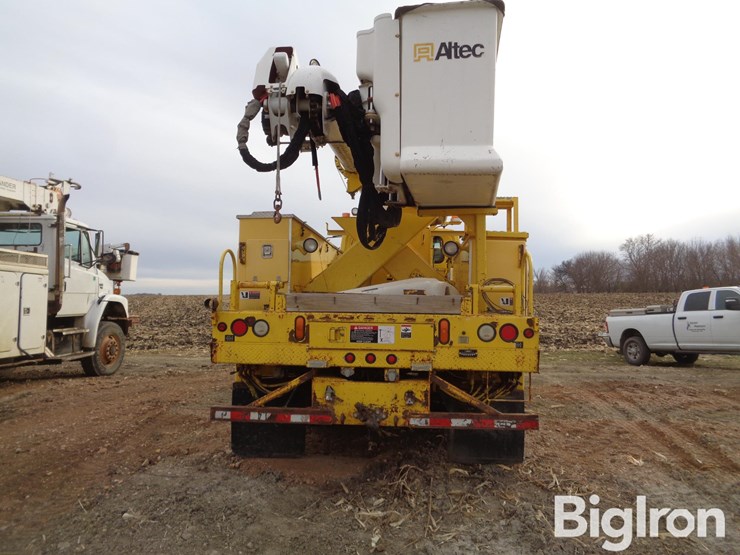 2007-international-7400-image-6