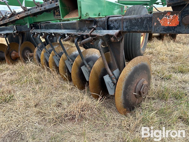 john-deere-650-image-10