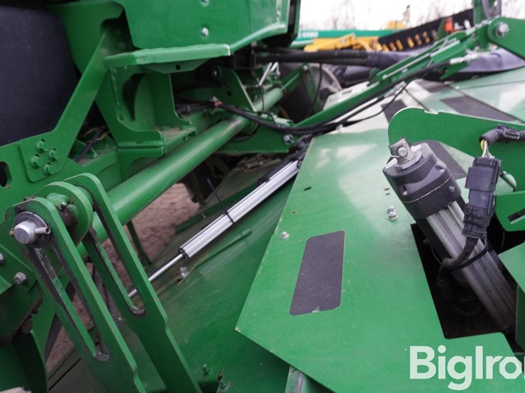 john-deere-w235r-image-13