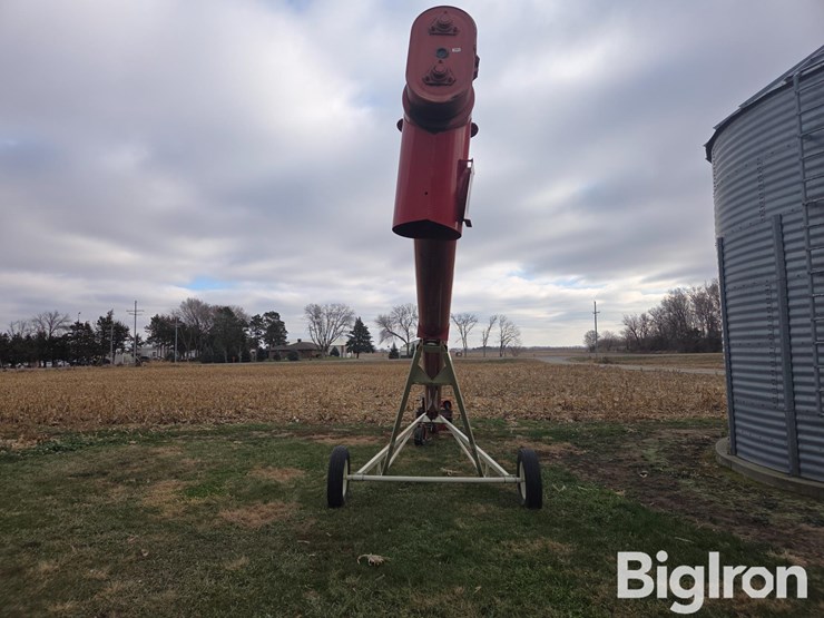 buhler-farm-king-1034-image-6