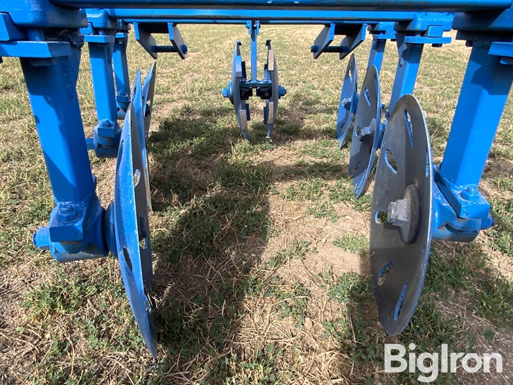 blu-jet-track-master-image-14