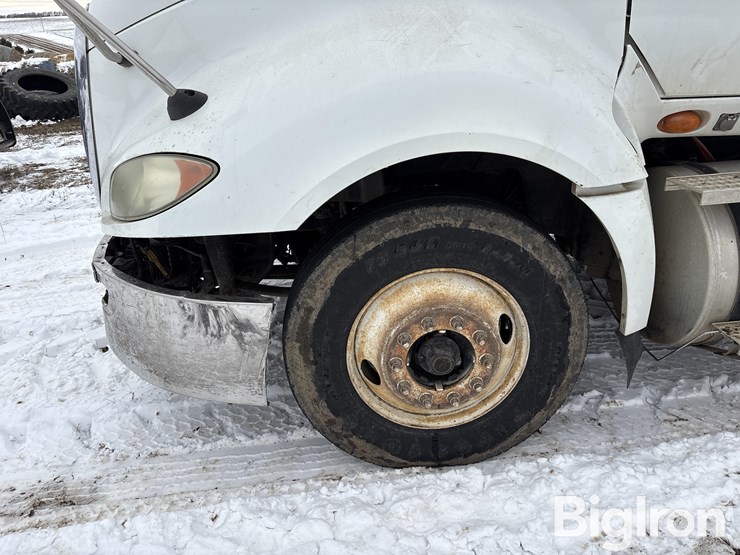 2011-international-prostar-image-9