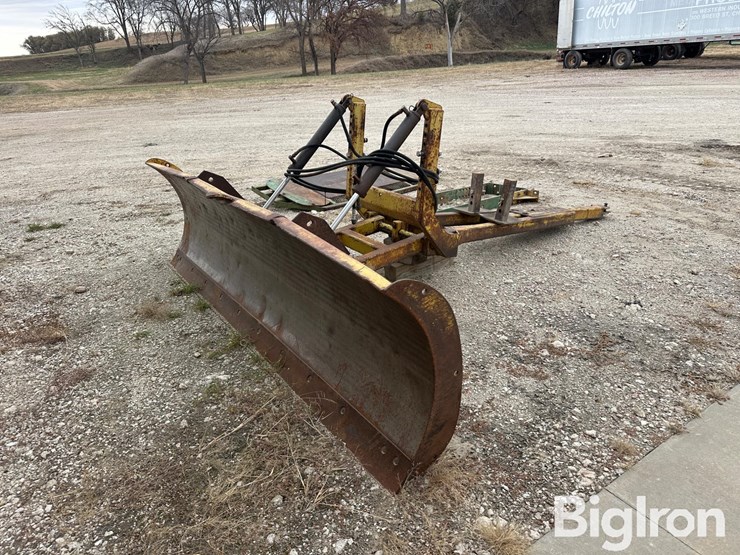 degelman-10std-image-8