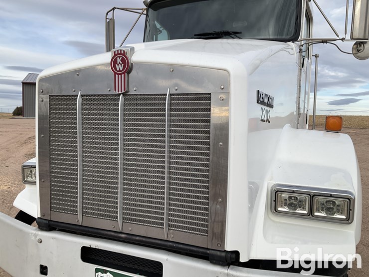 kenworth-t800-image-16