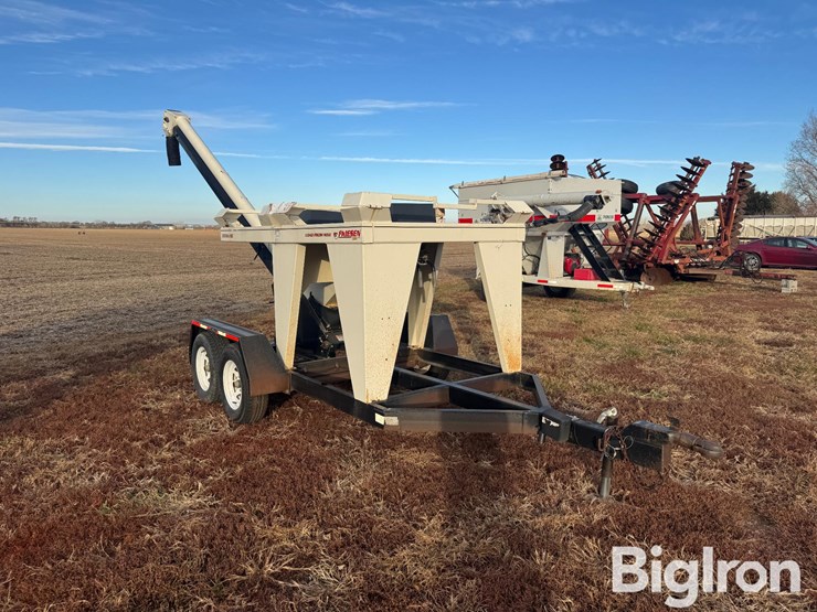 titan-trailer-image-3