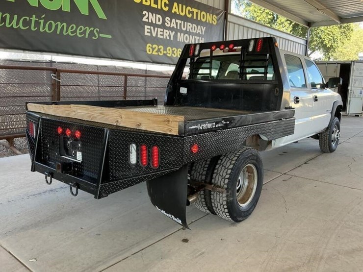 2005-gmc-sierra-3500-image-7