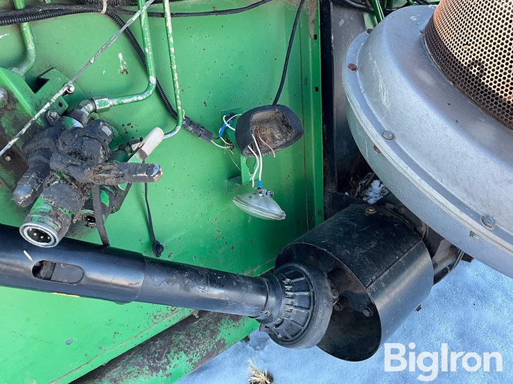 john-deere-920-image-16