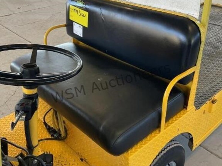 taylor-dunn-utility-cart-image-10