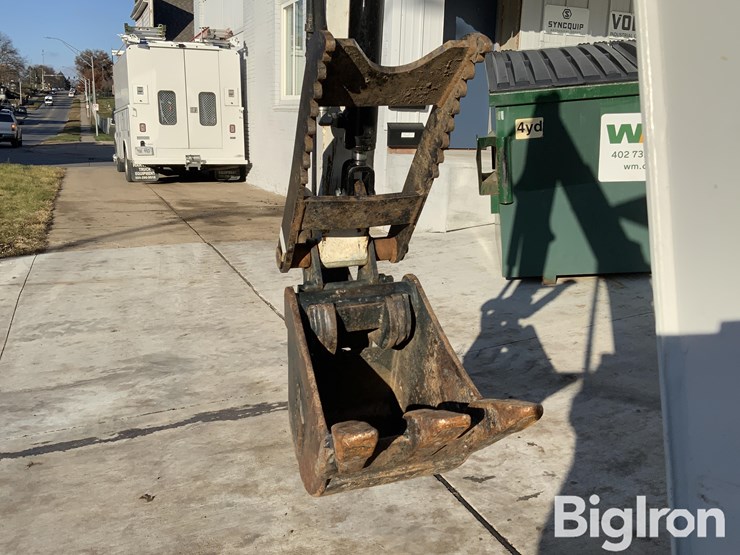 2015-bobcat-e20-image-10