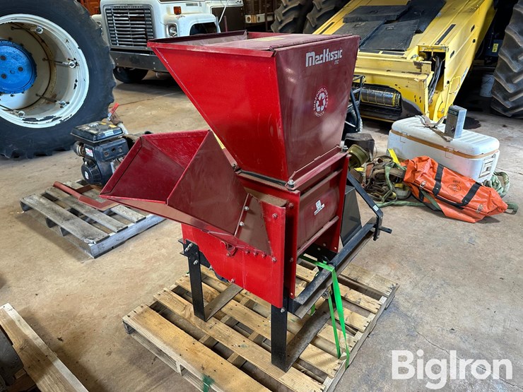mackissic-tpb-183-wood-chipper-image-5