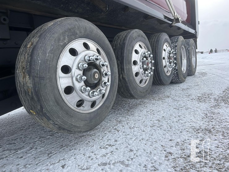 1997-peterbilt-357-image-16