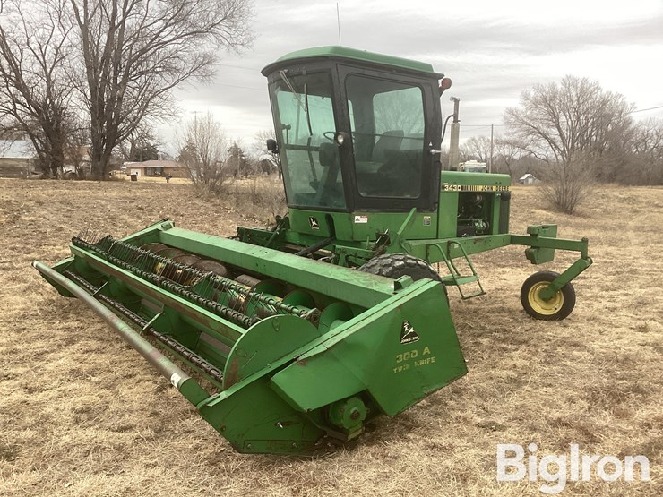 john-deere-3430-image-1