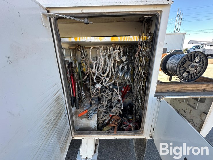 peterbilt-348-image-19