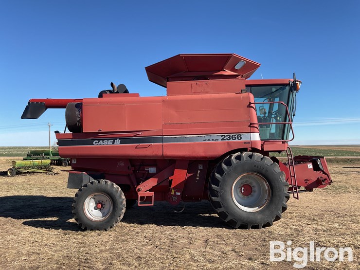 case-ih-2366-image-4