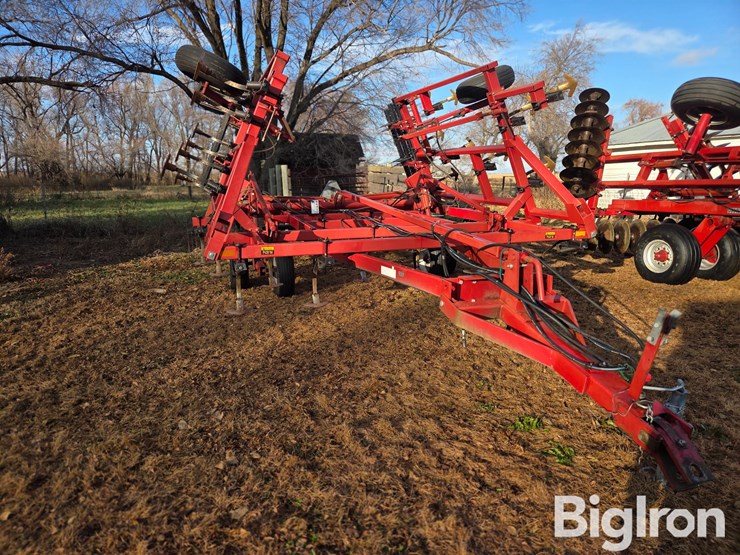 case-ih-4800-image-3