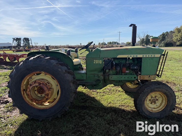 john-deere-2010-image-4