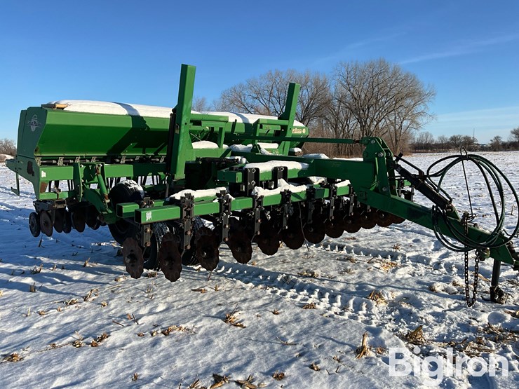 great-plains-solid-stand-1500-image-3