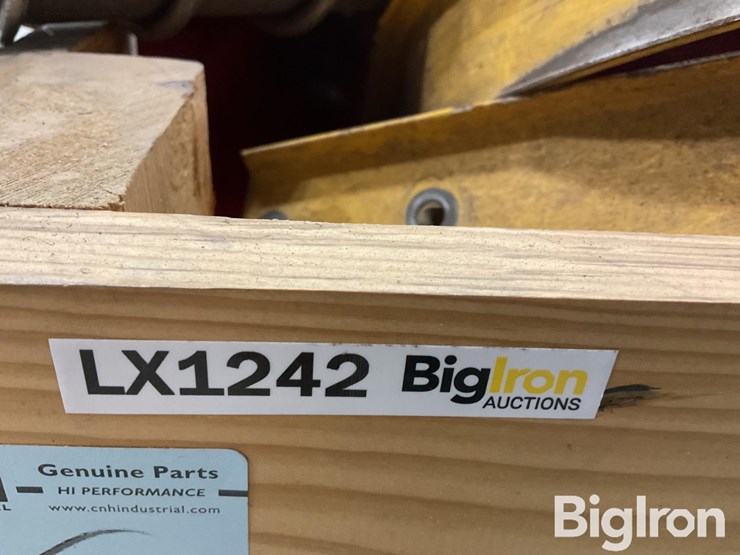 new-holland-br7090-image-15