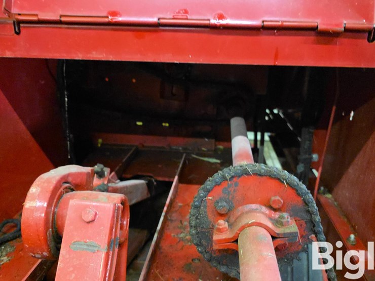 2015-new-holland-bc5060-image-17