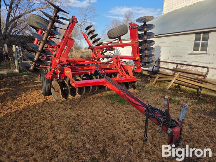 case-ih-3900-image-3