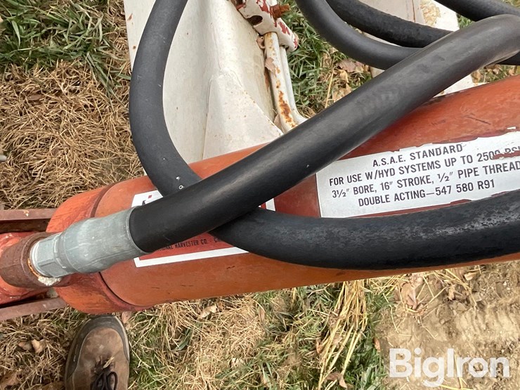 international-2001-image-14