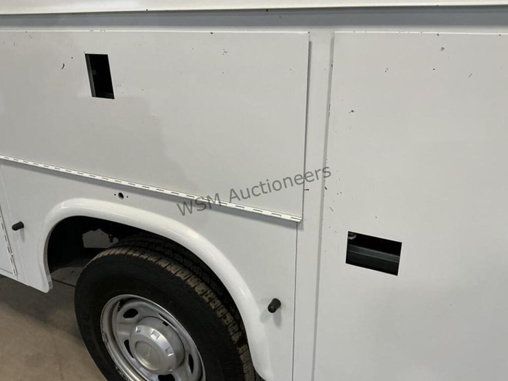 2022-ford-f250-image-10