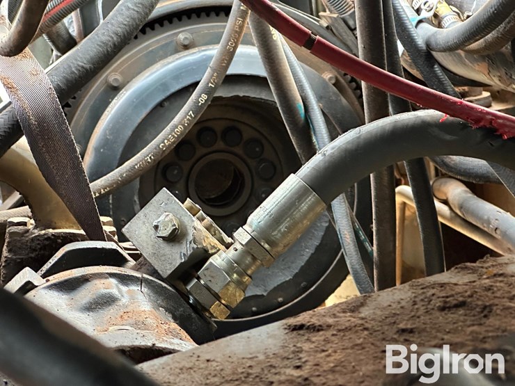 new-holland-tj375-image-12