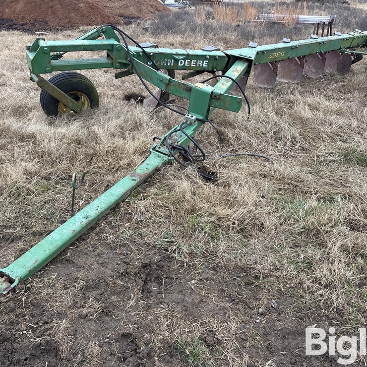 JOHN DEERE 3600