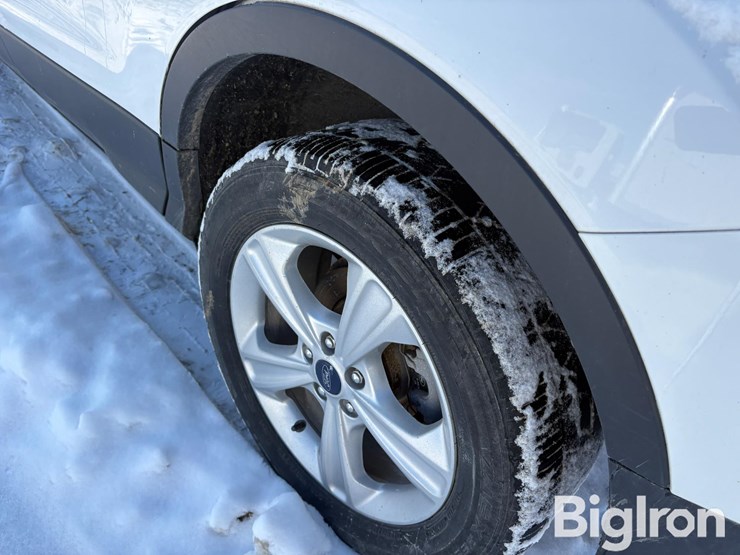 ford-escape-se-image-19