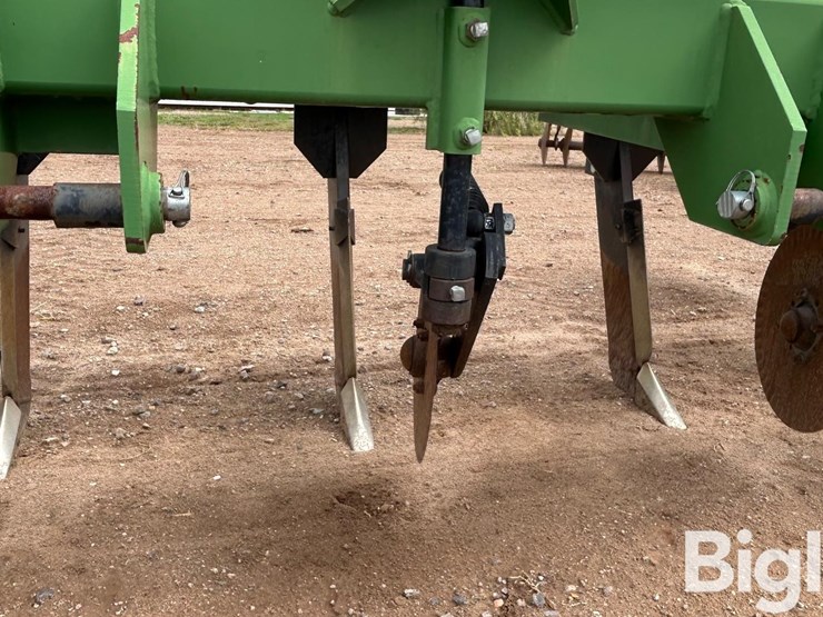 agri-products-'the-mulcher'-7-shank-ripper-mulcher-image-17