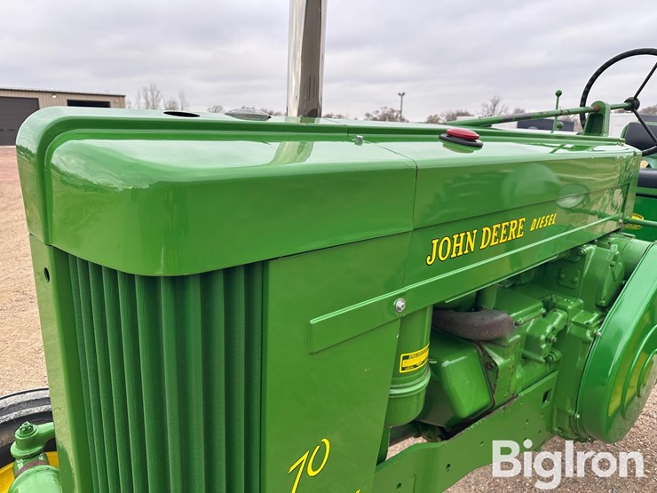 john-deere-70-image-11
