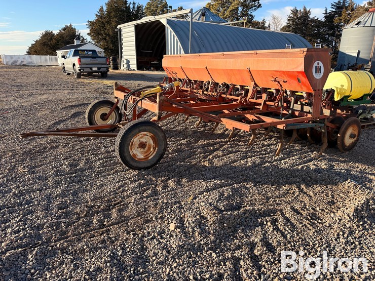 international-10-image-1