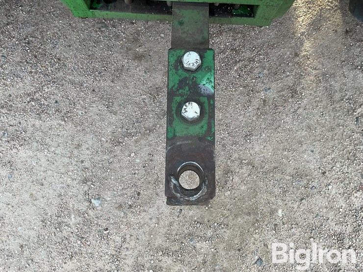 john-deere-8440-image-9