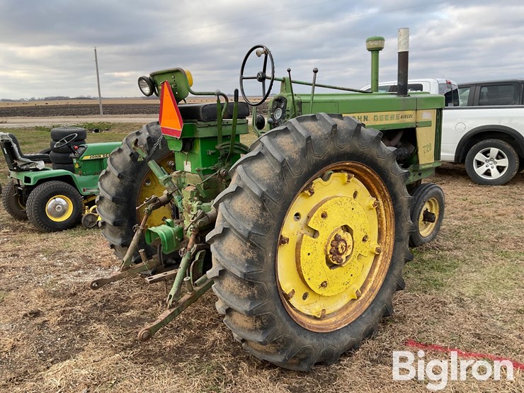 john-deere-720-image-5