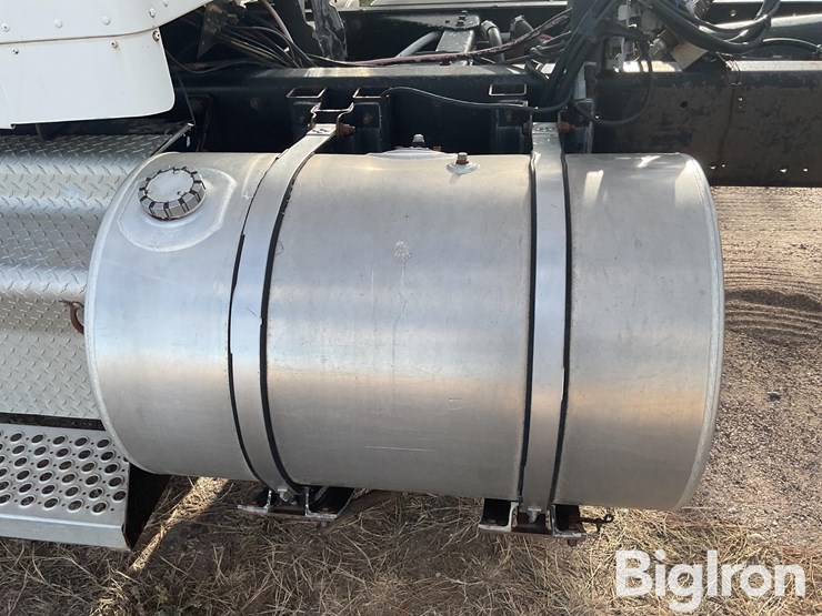 kenworth-t800-image-15